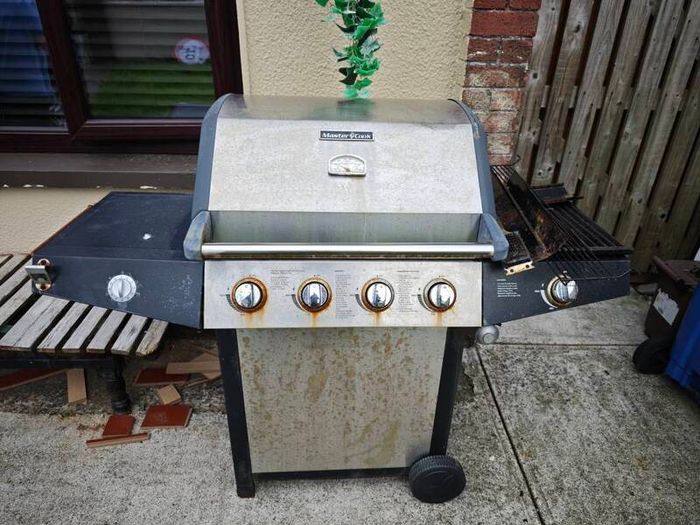 gas bbq