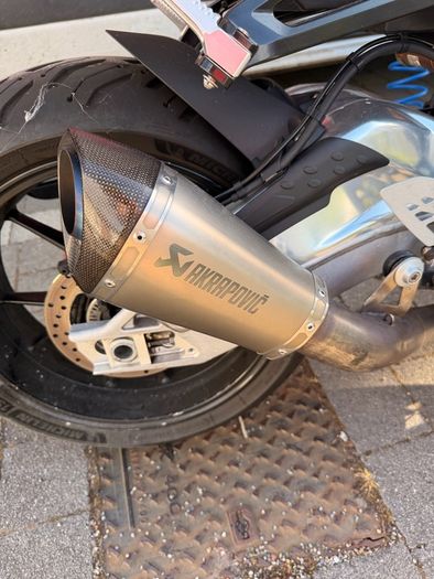s1000rr full akrapovic exhaust