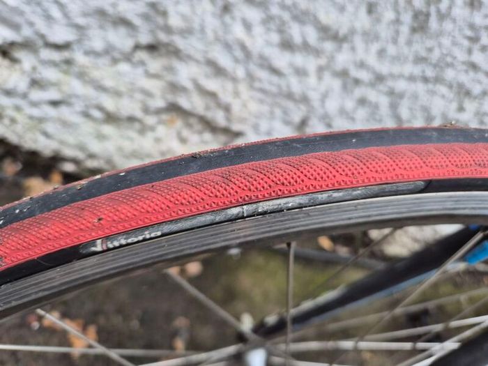 Felt F95 road bike