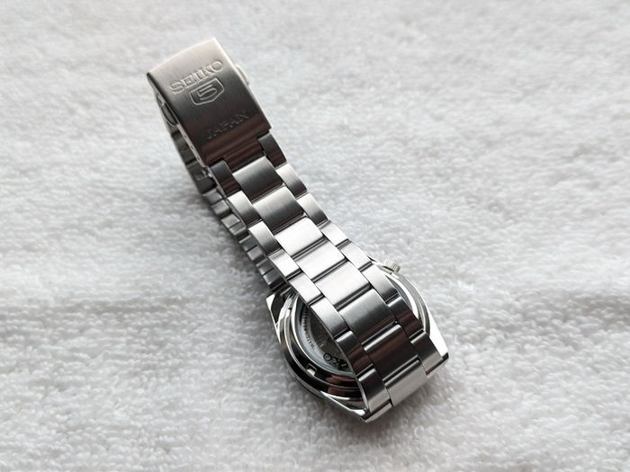 Seiko 5 Automatic SNKE01J1