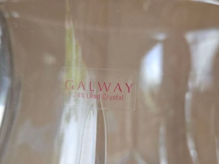Original Galway Crystal Claddagh Hurricane Lamp