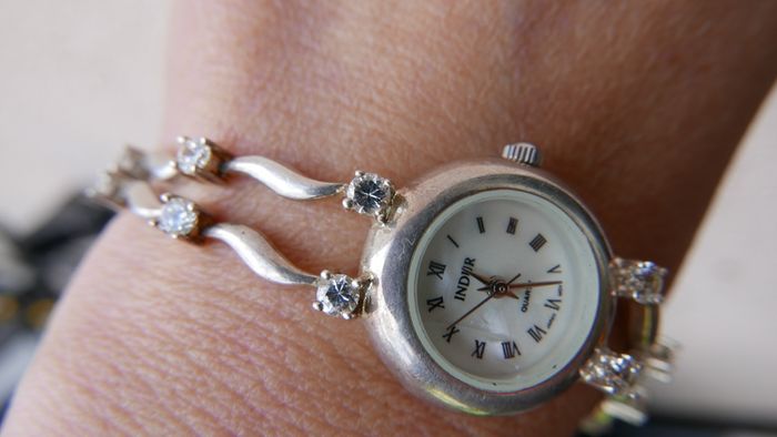 Vintage INDURO Watch for Women, Sterling Silver Bracelet Watch, Handmade 925 Sterling Silver Watch, Watch for Her Birthday Gift, Ladies Watch Japan Made (Works well, fresh battery)
