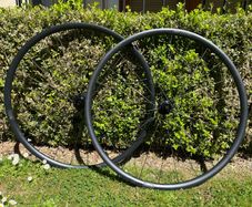 DT Swiss R470 Disc Aluminum Tubeless 700c Wheelset