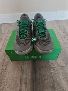 basketball shoes