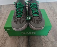 basketball shoes