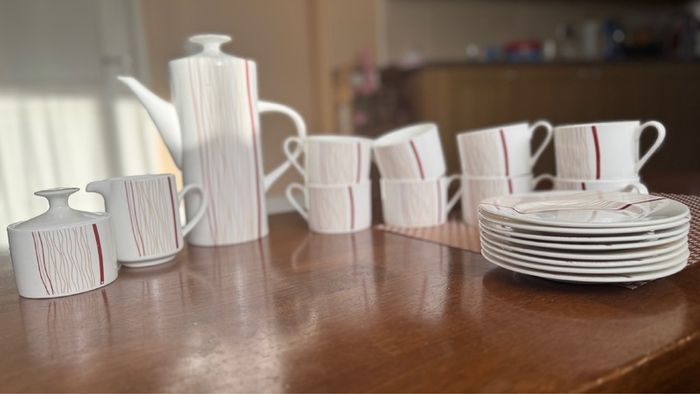 Bone China Tea set serves 8