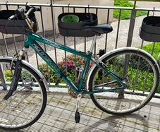 Tourismo T26 unisex bicycle. 28 inch wheel. FREE