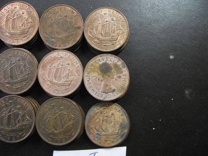 Great Britain. Elizabeth II. 72 coins x half penny (1953-1967) Nice Condition!