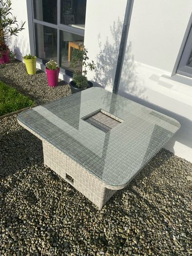 Hamilton Outdoor Table