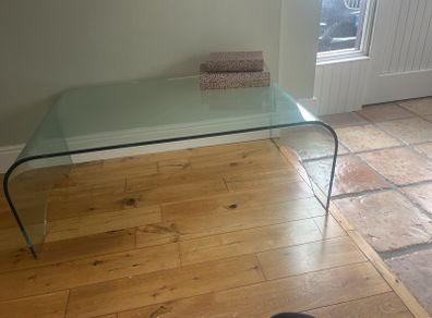 Large waterfall tempered glass coffee table