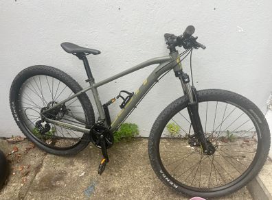 Scott Aspect mountain bike - 29 inch wheels