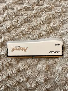 Kingston Fury Beast RGB 4x8GB DDR4-3200