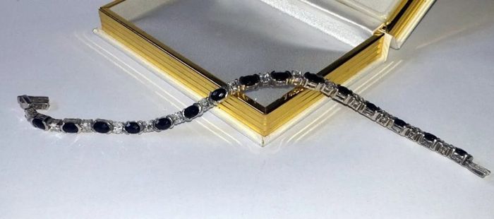 Vintage Sterling Silver Gemset Line Bracelet