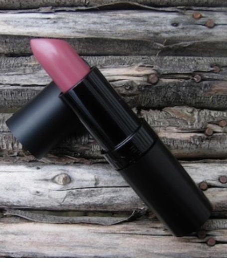 Rimmel Kate lipstick in shade 08 - New