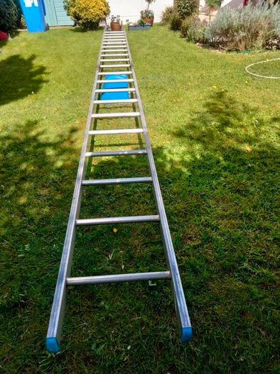 Roof Ladder