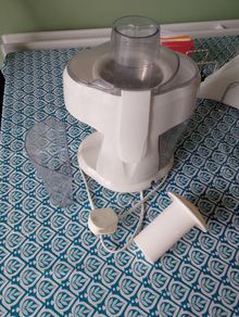 Juice maker