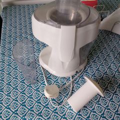 Juice maker