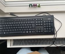 Fujitsu keyboard KB410
