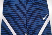 Boy's NIKE shorts size XL