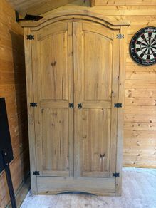 Corona wood wardrobe