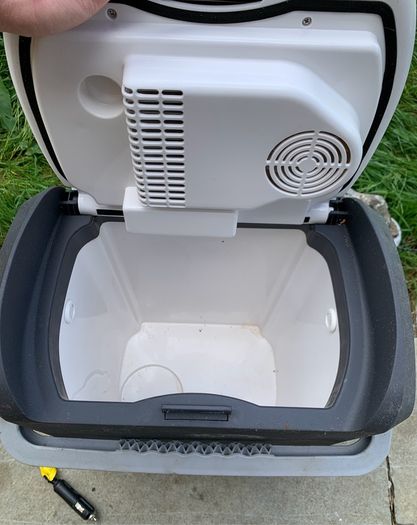 Halfords 19L electric cool box