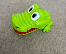 Crocodile dentist game