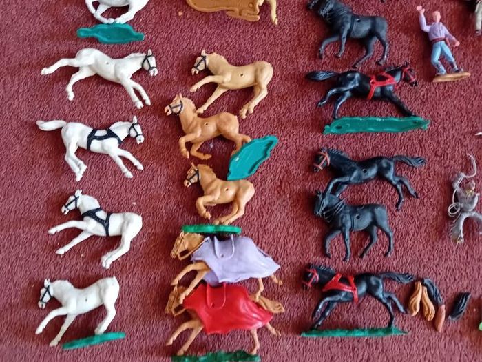 Timpo Cowboy & Indians Job Lot