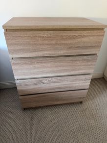 Chest of drawers