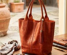New Italian leather Bag