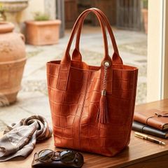 New Italian leather Bag