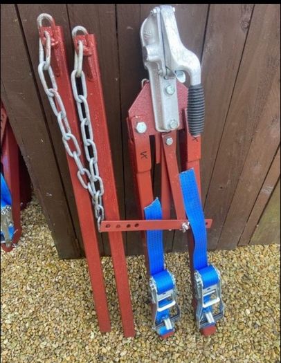 New   Heavy duty   recovery towing a frame 220 each