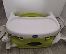 Chicco foldable seat