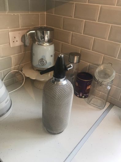 Soda for cocktails etc