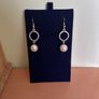 Pearl/ silver tone necklace and earrings jewelley set Image 6