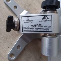 Swivel wall mount for monitor