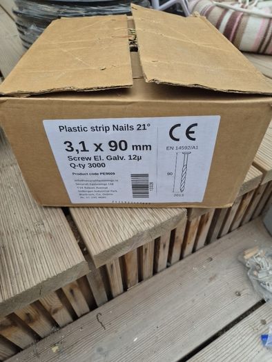 Tacwise framing nailer with nails