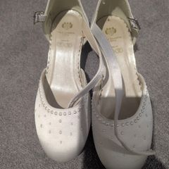 Communion shoes Paul Costello size 33 (UK1)