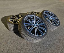 BMW 759i Alloys 20