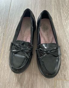 Girls Debenhams School Shoes: Size 13 - Or Free With Any Clothes Bundle