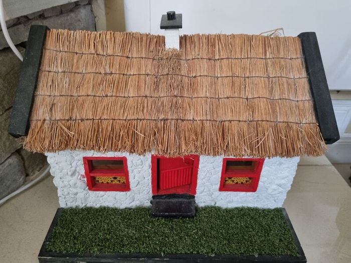 garden traditional Irish cottage