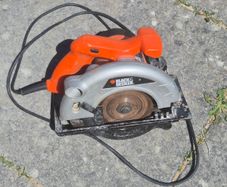 Black and Decker Circular Saw