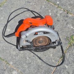 Black and Decker Circular Saw