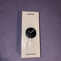 Brand new Samsung Galaxy Watch 8 c 44mm LTE (Silver)