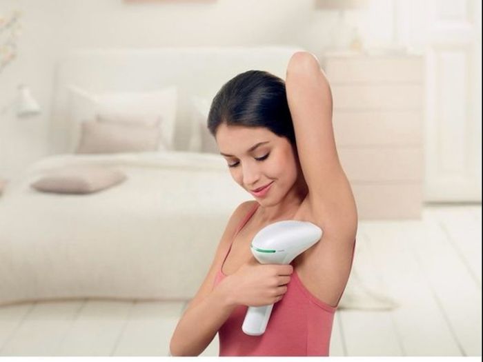 Philips Lumea Prestige Hair Removal System - Cordless for Body, Face, Bikini - EXTRA LARGE WINDOWS FOR FASTER TREATMENT