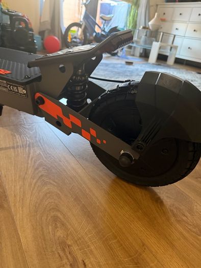 Electric scooter