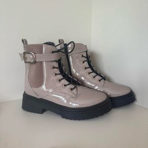 Beige patent chunky biker boots |River Island UK 5 / EU38 Nude