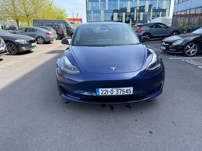 2022 Tesla Model 3 Long Range Awd