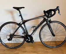 Kellys URC 50 Full Carbon Road Bike Shimano 105 11 Speed Exceptional Condition