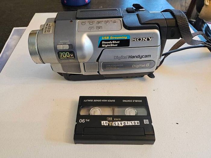 Sony  DCR-TRV245E DigitalHandycam