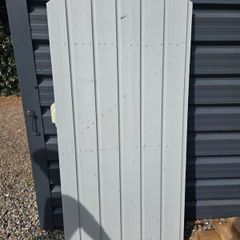 side gate